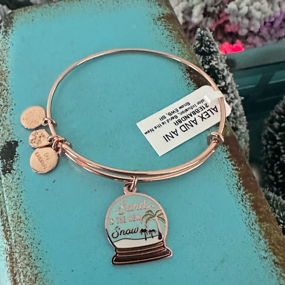 ❄️🏖️ NWT Alex and Ani Sand is the New Snow Charm Bangle in Shiny Rose Gold🏖️❄️